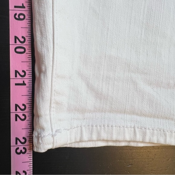 NWT TORRID CROPPED WHITE JEGGINGS SIZE 22. - Picture 9 of 9